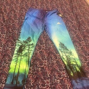 New with tags lotus leggings small